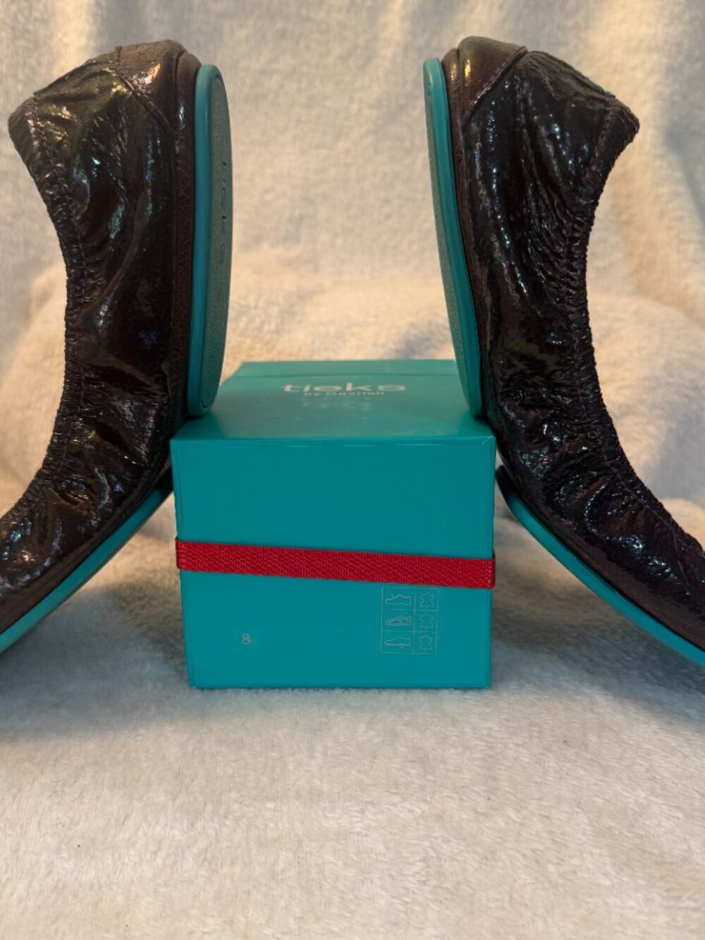Arabian Nights Tieks size 8 with Box, Pouch/Bag and LE VD Crystal Heart Topper - Picture 5 of 17
